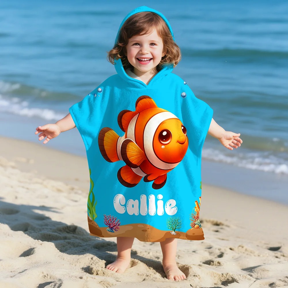 Serviette de Plage à Capuche Personnalisée avec Motifs Multicolores d’Animaux Marins et Nom Cadeau Vacances d’Été Anniversaire pour Fille Garçon