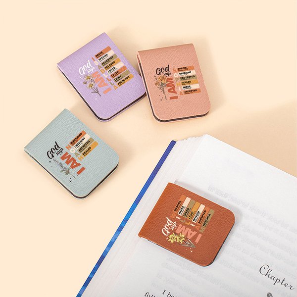 Personifierad God Says Bibelvers Födelseblomma Magnetisk PU läderbokmärke Clip med namn Födelsedag Julklapp för kristna Bokälskare
