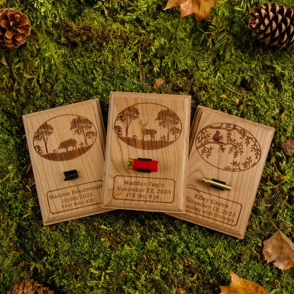 Plaque de chasse à l'élan en bois personnalisée avec nom, date et support de coquillage Cadeau de chasse pour lui