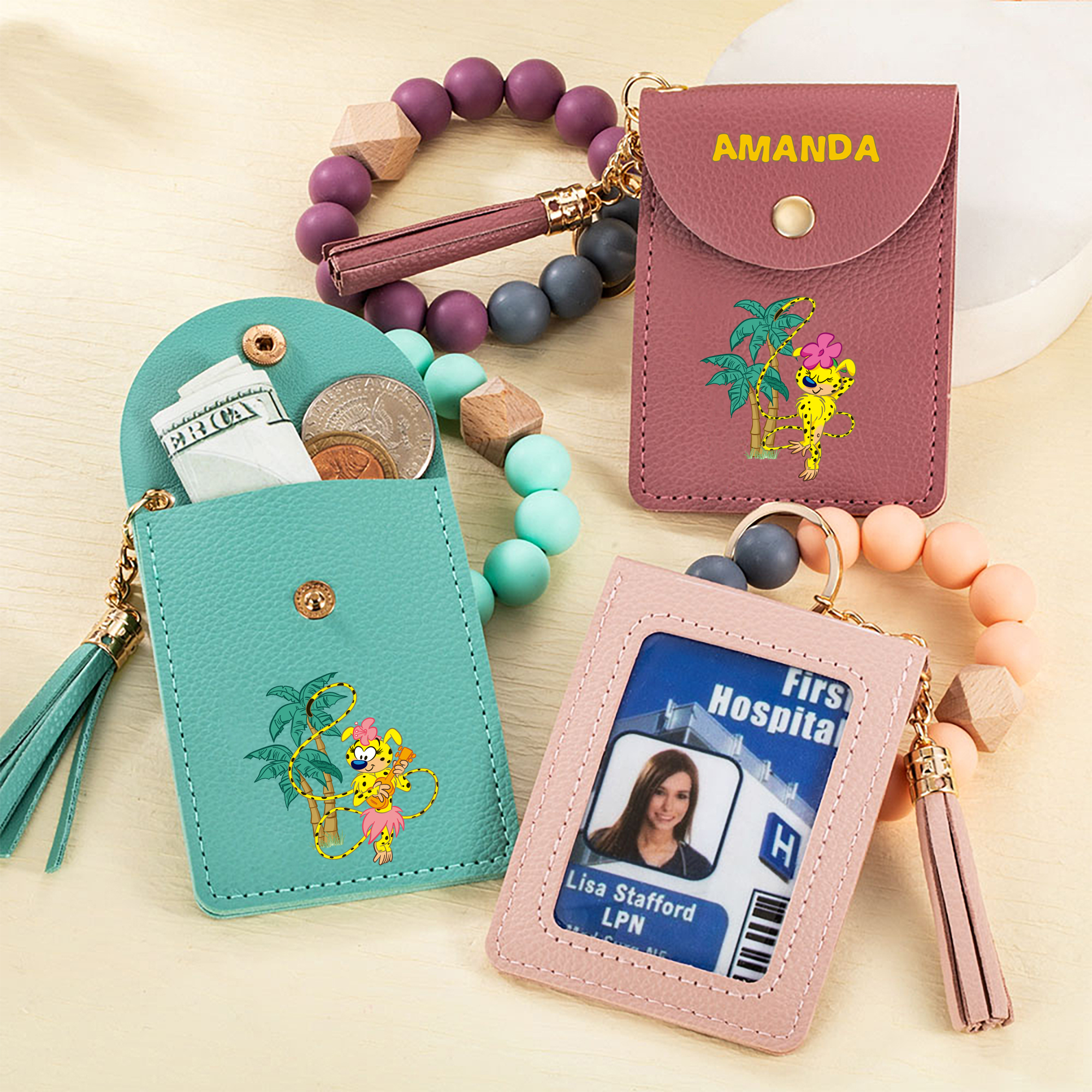 Porte-clés personnalisé en Marsupilami léopard avec bracelet en perles et nom Cadeau d'anniversaire pour elle | Callie × Marsupilami®.