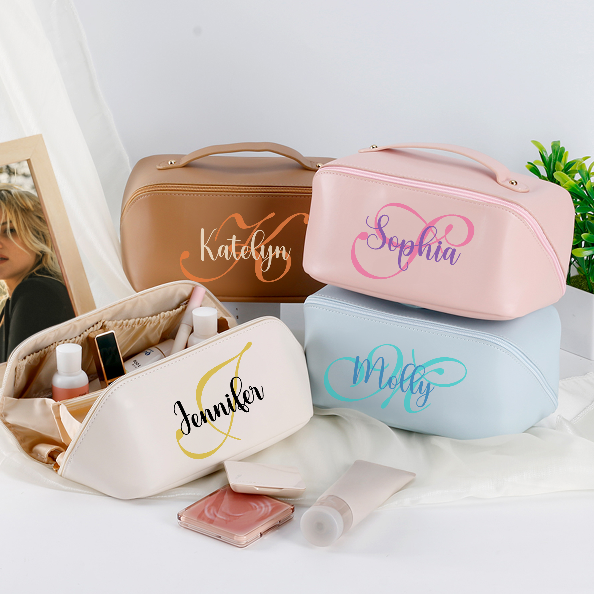 Trousse de maquillage en cuir PU personnalisée avec nom Accessoires de voyage Anniversaire Cadeau pour elle