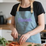 Gepersonaliseerd Meerkleurige Strepen Verstelbaar Schort met Naam en Zak Barbecuefeest Verjaardagscadeau voor Kookliefhebbers Familie en Vrienden