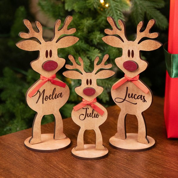 Adorno personalizado de mesa de reno con nariz roja lazo de madera y nombre regalo de Navidad y decoración para familia y niños