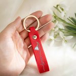 Personalisierte Multicolor Geburt Blume PU Leder Schlüsselanhänger mit Namen Hochzeit Party Vorschlag Geburtstag Geschenk für Frauen