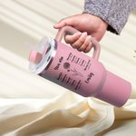 Versetto biblico personalizzato del fiore di nascita da 40 oz. Bicchiere isolato con nome e cannuccia Regalo di Natale cristiano per le donne