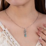 Collana personalizzata in argento sterling con iniziali in stile boho floreale turchese, regalo di compleanno per donne e ragazze.
