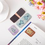 Personalisierte Multi-Flower Cross PU Leder magnetische Lesezeichen Clip mit Namen Weihnachten Geburtstag Geschenk für Bücherwürmer Lesen Liebhaber