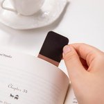 Personalisierter Magnetischer PU-Leder Lesezeichen Clip mit Blumen Bücher Cartoon-Figur Namen und Text Geburtstagsgeschenk für Buchliebhaber