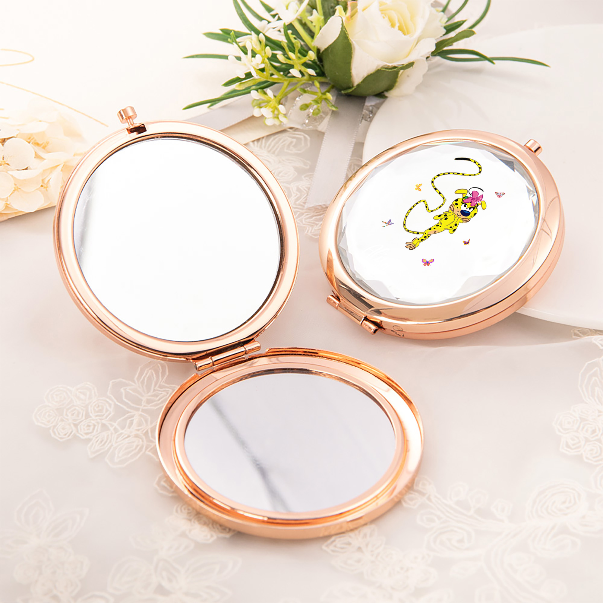 Miroir de maquillage de poche personnalisé avec nom Cadeau d'anniversaire pour les femmes et les filles Callie × Marsupilami®.
