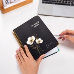 Personoitu vesivärikukka 2026 suunnittelija A5 kierrevihko viikko ja kuukausisivuilla syntymäpäivä tai uudenvuodenlahjaksi tytöille ja naisille