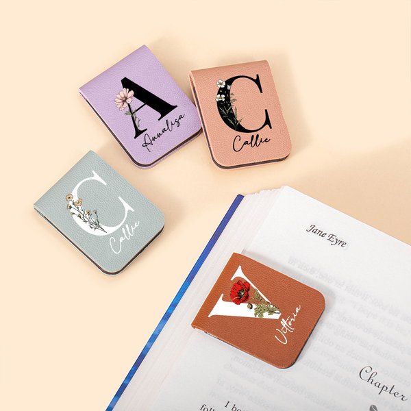 Segnalibro magnetico in pelle PU personalizzato con nome iniziale e fiore di nascita accessorio per letture regalo per amanti dei libri