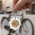 Portachiavi personalizzato con catena da bicicletta riciclata con motivo in legno e testo inciso al laser Regalo di compleanno per amici ciclisti