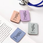 Segnalibro magnetico in pelle personalizzato con nome e fiore di nascita linea DNA regalo per amanti dei libri