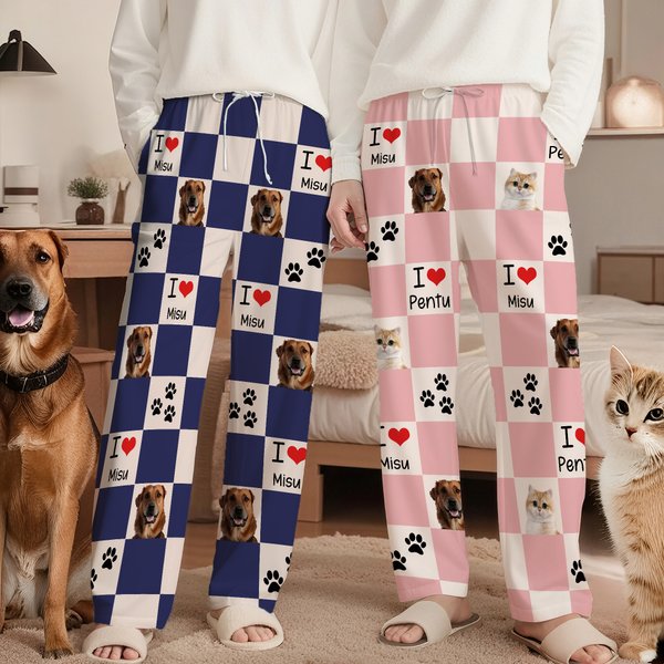 Personoitu söpöt tassuruutu kuvioiset pitkät kiristyslahkeiset pyjamahousut nimellä ja kuvalla lahja lemmikin omistajille ja eläinrakkaille