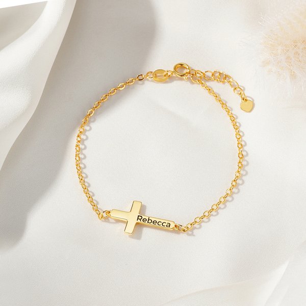 Bracelet croix minimaliste personnalisé avec nom gravé - Cadeau d'Anniversaire pour Femme