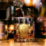 Personligt whiskyglas 295 ml med guldfärgat 3D-emblem och initialer herrpresent för whiskyälskare och bartenders