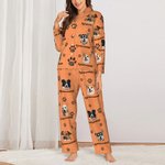 Personoitu pitkähihainen pyjamapuku nimellä ja 1–5 lemmikkikuvalla sopii syntymäpäivälahjaksi lemmikkejä rakastaville miehille ja naisille