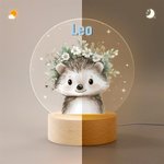 Personoitu nimellä varustettu akryylinen LED yövalo jossa on söpöjä eläinhahmoja ja kukkakransseja puinen jalusta lasten syntymäpäivä tai joululahja