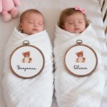 Personnalisé Ourson Lapin Nom Brodé Ornement Nursery Decor Birthday Baby Shower Gift for Baby Newborn