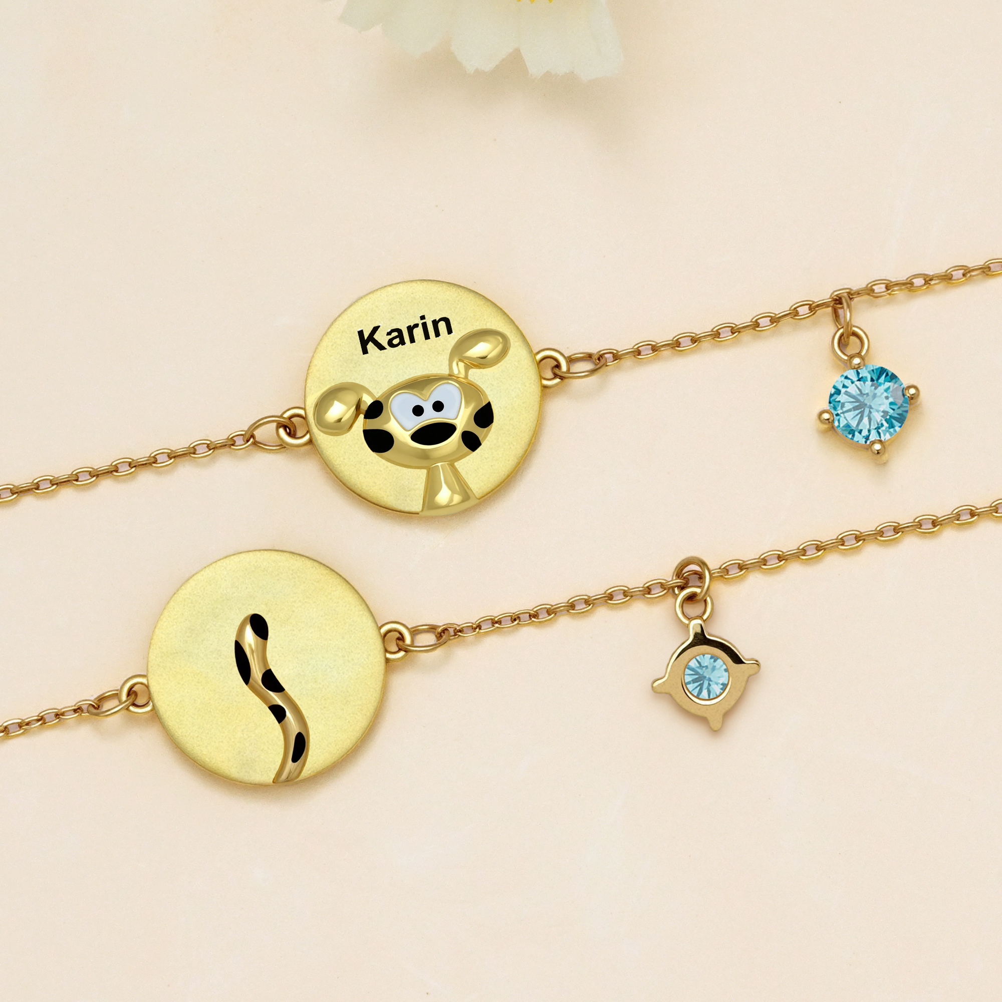Bracelet personnalisé de pierres de naissance du Marsupilami à longue queue avec nom Cadeau d'anniversaire pour famille amis | Callie × Marsupilami®.