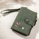 Personalisierte Mode Cartoon Mädchen Geburt Blume PU Leder Name Brieftasche mit Kartenschlitzen und Handgelenkband Geburtstag Geschenk für Mädchen Frauen