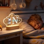 Luce notturna personalizzata in acrilico LED con animaletti carini stella e nuvola con nome e base in legno regalo per bambini e neonati