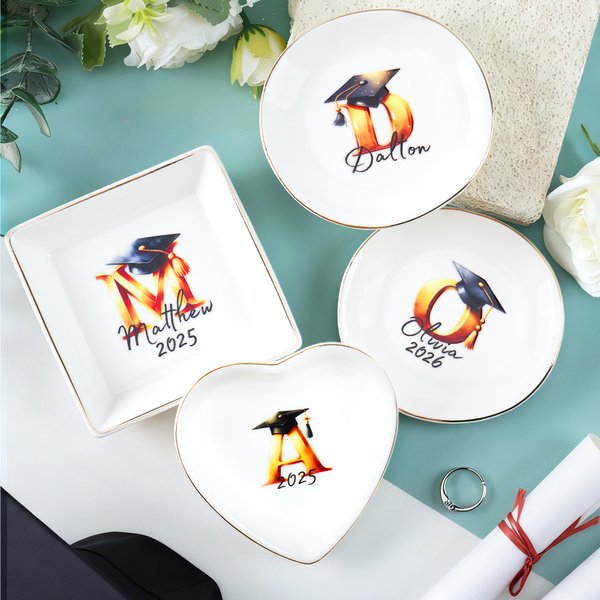 Personalized Graduation Cap Initial Ceramic Trinket Jewelry Dish with Name and Year Birthday Graduation Gift for Graduates
