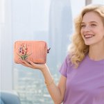 Personalisierte Vintage Geburt Blume Multicolor Portable Streifen Kosmetiktasche mit Namen tägliche Reise Essentials Geburtstag Geschenk für Frauen