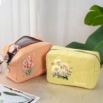 Personalisierte Vintage Geburt Blume Multicolor Portable Streifen Kosmetiktasche mit Namen tägliche Reise Essentials Geburtstag Geschenk für Frauen