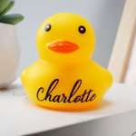 Gepersonaliseerde Graduation Cap Zonnebril Strik Rubber Eend met Naam Bureau Decor Afstudeergeschenk voor Afgestudeerde