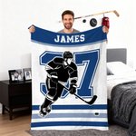 Gepersonaliseerd ijshockeyspeler silhouet zachte deken met naam en nummer Home Decor verjaardag spel cadeau voor ijshockeyspelers liefhebbers