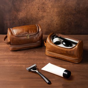 Trousse de Toilette Cuir PU Élégante et Spacieuse Personnalisé avec Monogramme et Nom Cadeau pour Homme