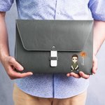 Personifierad tecknad figur Födelseblomma PU läder mapp portfölj portfölj med namn bärbar affärsresa förbrukningsmaterial födelsedagspresent för personal