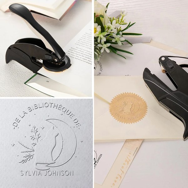 Tampon de Gaufrage Personnalisé avec Nom et Motif Chien ou Chat Style Lune et Étoiles Poignée Noire Cadeau Anniversaire pour Amateur de Lecture