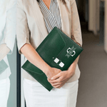 Personlig krans Drake Uggla Vattentät PU lädermapp med initialer och namn Kontorstillbehör Affärsresegåva för medarbetare Kollegor