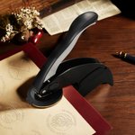 Gepersonaliseerd Vintage Traditioneel Magisch Grappig Patroon Roestvrij Staal Zwart Embossing Machine met Tekst Verjaardagsgeschenk voor Vrienden Schrijvers