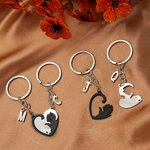 Personalisierte herzförmige schwarze Katze weiße Katze Tag Schlüsselanhänger mit anfänglichen täglichen Gebrauch Valentinstag Jahrestag Geschenk für Katzenliebhaber Freundin Freund