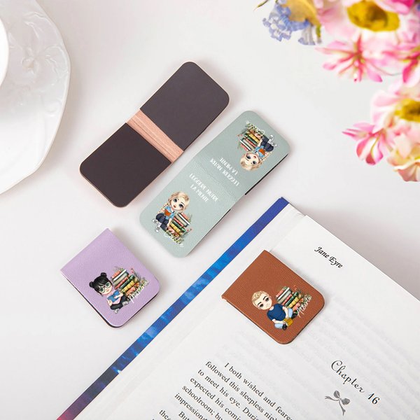 Segnalibro magnetico personalizzato con personaggio animato e scritte regalo per appassionati di letture