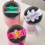 Couvercle à fleurs multicolore personnalisé pour gobelet 30 oz 40 oz avec nom Cadeau d'anniversaire pour femmes