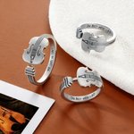 Personalisierter Geigen Ring mit Wunsch-Textgravur aus Silber-Optik Violine-Schmuck Geburtstag Jahrestag Geschenk für Musikliebhaber Musiker Freunde