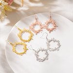 Gepersonaliseerde familienaam hoepel oorbellen sierlijke sieraden verjaardag verjaardagscadeau voor vrouwen