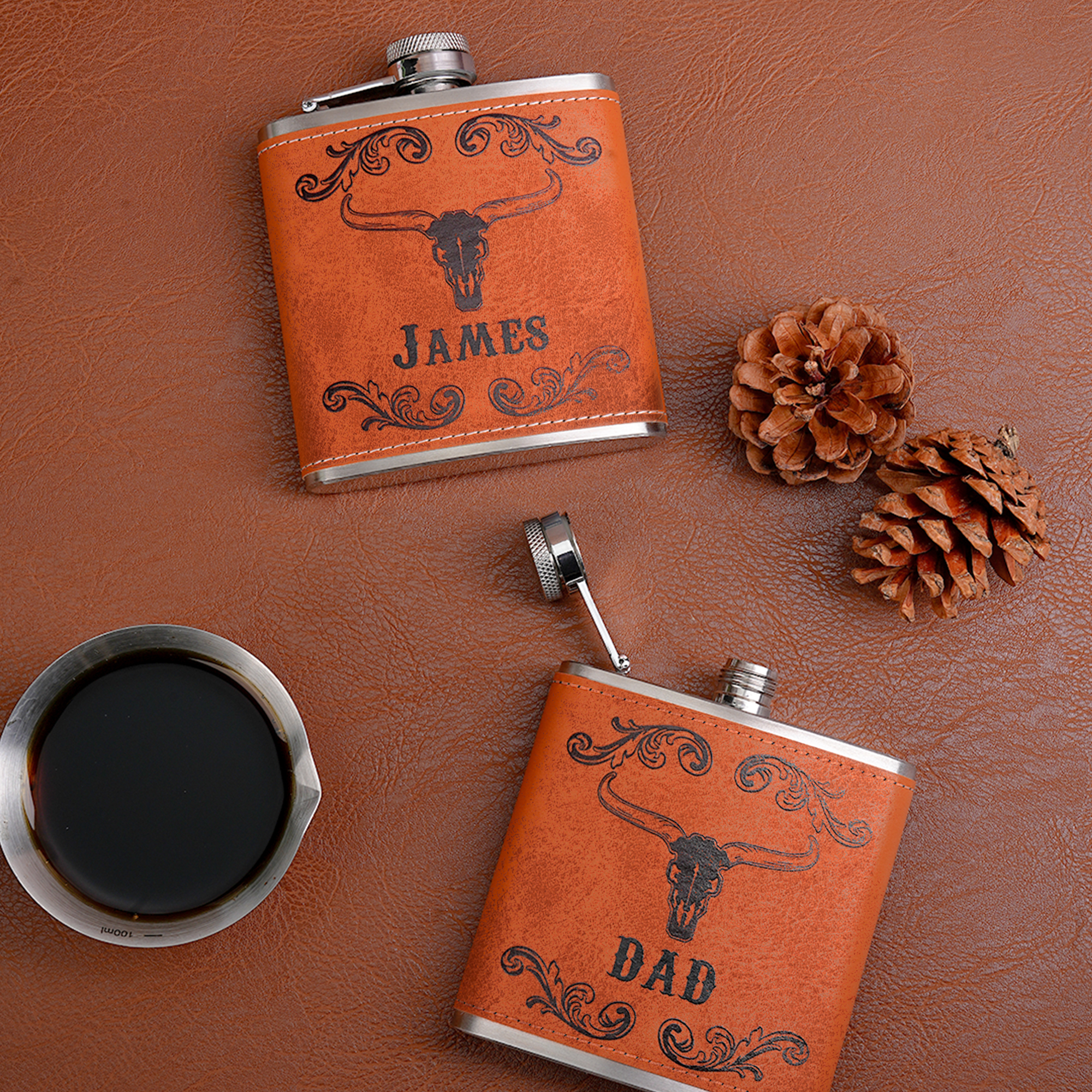 Flasque en cuir PU avec nom pour la fête des pères Cadeau d'anniversaire pour mari et garçon d'honneur