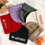 Gorro de punto personalizado suave con flor de nacimiento y nombre bordado accesorio diario regalo de cumpleaños para mujeres y hombres