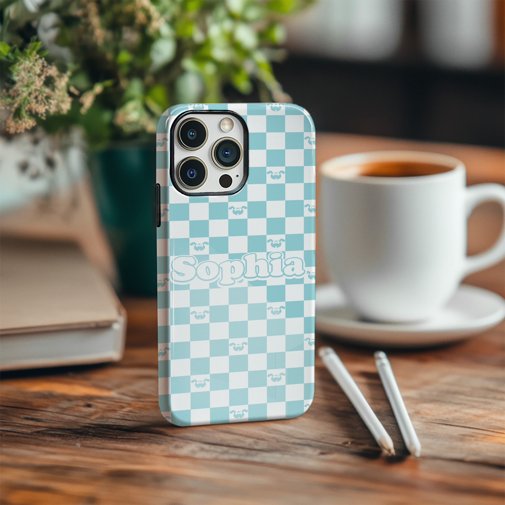 Coque personnalisée en carton à damier du Marsupilami pour iPhone avec nom Cadeau d'anniversaire pour femmes et filles Callie × Marsupilami®