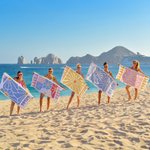 Toalla de playa personalizada multicolor de secado rápido con flores y nombre regalo de cumpleaños vacaciones de verano y fiesta para mujeres