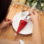 Gepersonaliseerde Kerstmuts Tafelbestekhouder met Naam Kerstdiner Decoratie Feestbenodigdheden en Geschenken voor Familie en Vrienden