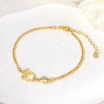 Personalisiertes Armband mit Doppelt Ineinandergreifenden Initialen und Geburtssteine Zarter Schmuck Geschenk zum Geburtstag Jahrestag für Damen