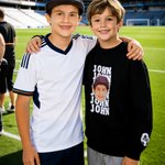 Photo personnalisée Baseball Football Enfant T-shirt adulte Sweatshirt Hoodie avec nom et numéro Anniversaire Sports Game Day Cadeau pour les amoureux du sport