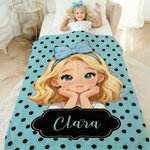 Lunares personalizados Chibi Dibujos animados Niña Multicolor Suave manta con nombre Decoración del hogar Regalo de cumpleaños para niña caucásica