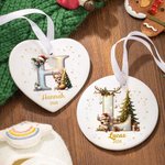 Gepersonaliseerd Rendier Kerstboom Initiaal Hartvormig Keramisch Kerstornament met Naam en Jaar Kerstdecoratie Cadeau voor Familie en Vrienden